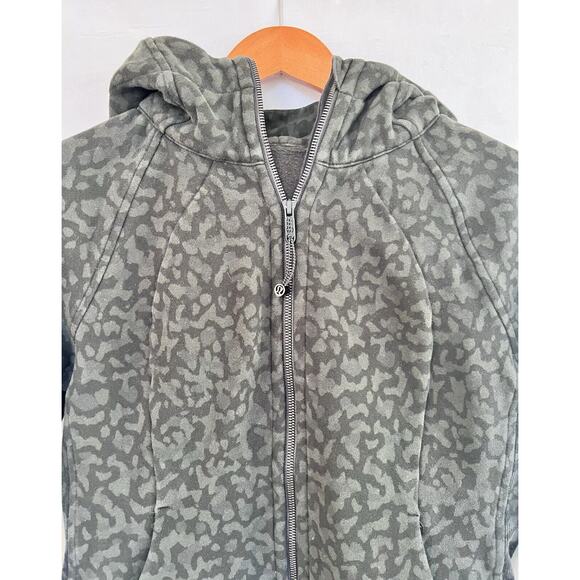 Lululemon Scuba Hoodie SIZE 8 Light Cotton Fleece Camo Evergreen Multi Full Zip - Picture 3 of 9